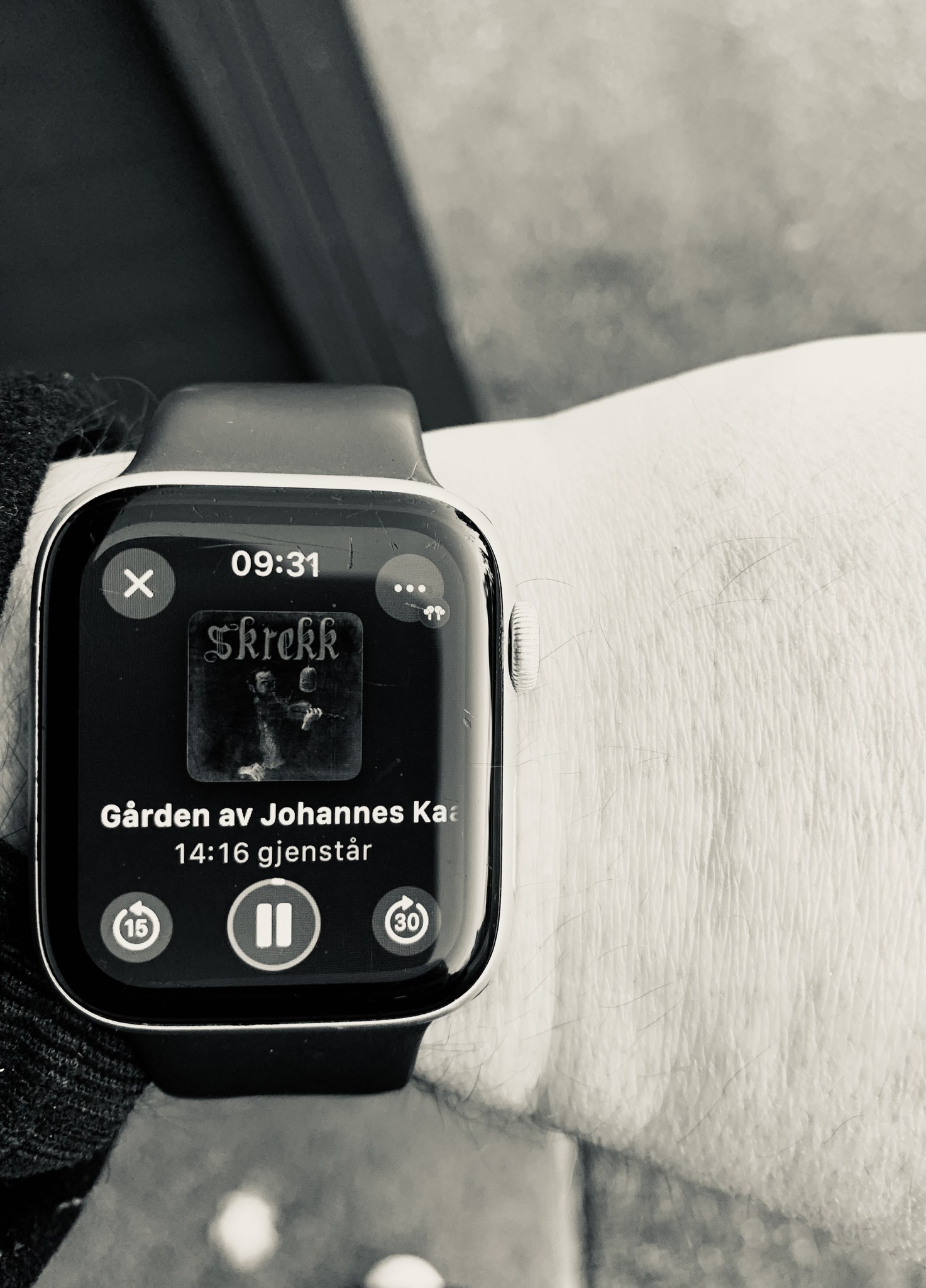 Lytt til hele sesong 2!